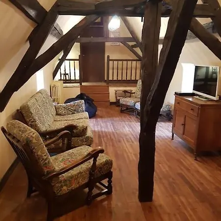Holiday home Manoir Perigord Noir/piscine Chauffee/etang&foret