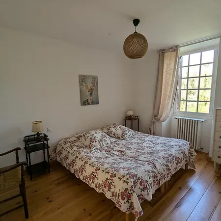 Holiday home Manoir Perigord Noir/piscine Chauffee/etang&foret Manaurie