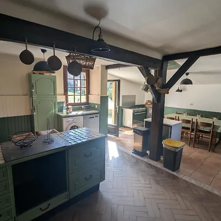 Manoir Périgord Noir/piscine Chauffée/etang&forêt Casa vacanze *