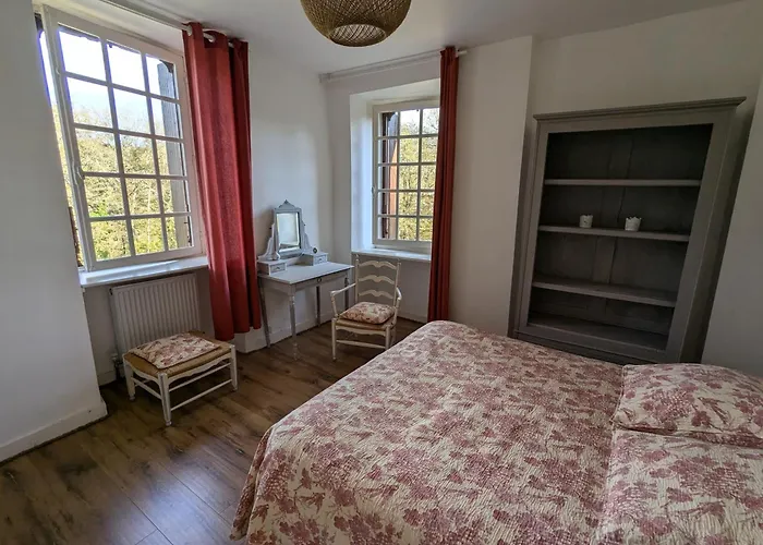 Manoir Perigord Noir/piscine Chauffee/etang&foret Vakantiehuis Manaurie